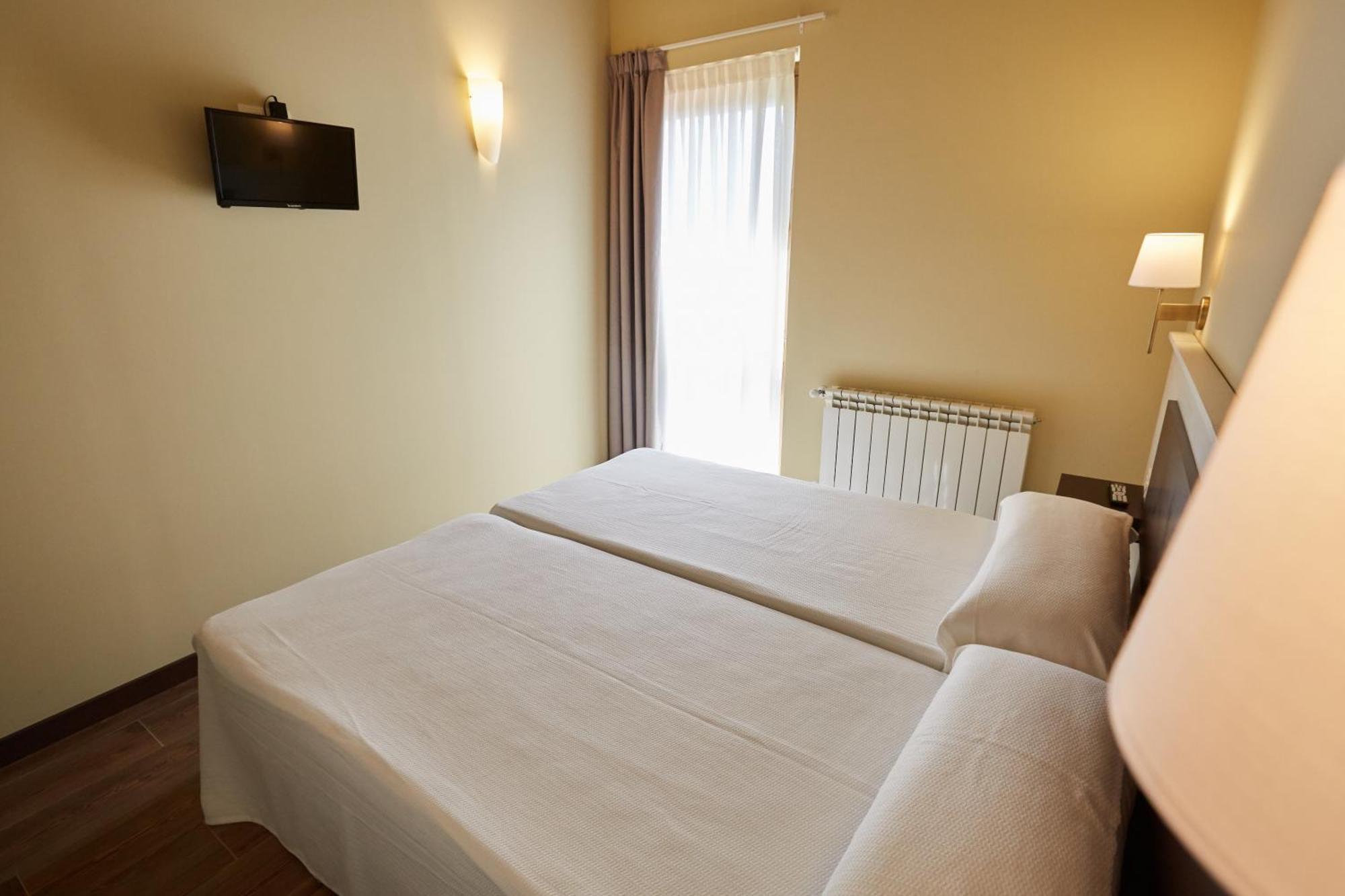 Apartamentos Rurales Casa La Piedra Collía Εξωτερικό φωτογραφία