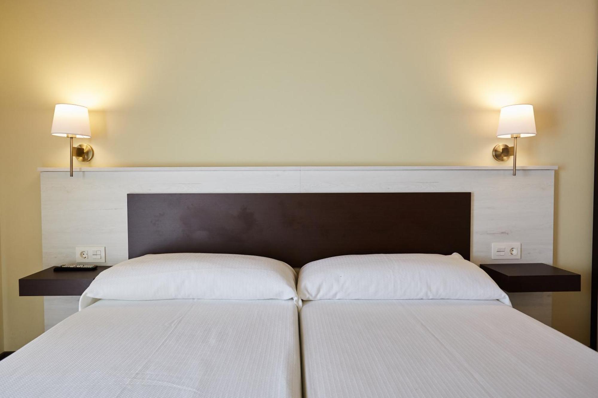 Apartamentos Rurales Casa La Piedra Collía Εξωτερικό φωτογραφία