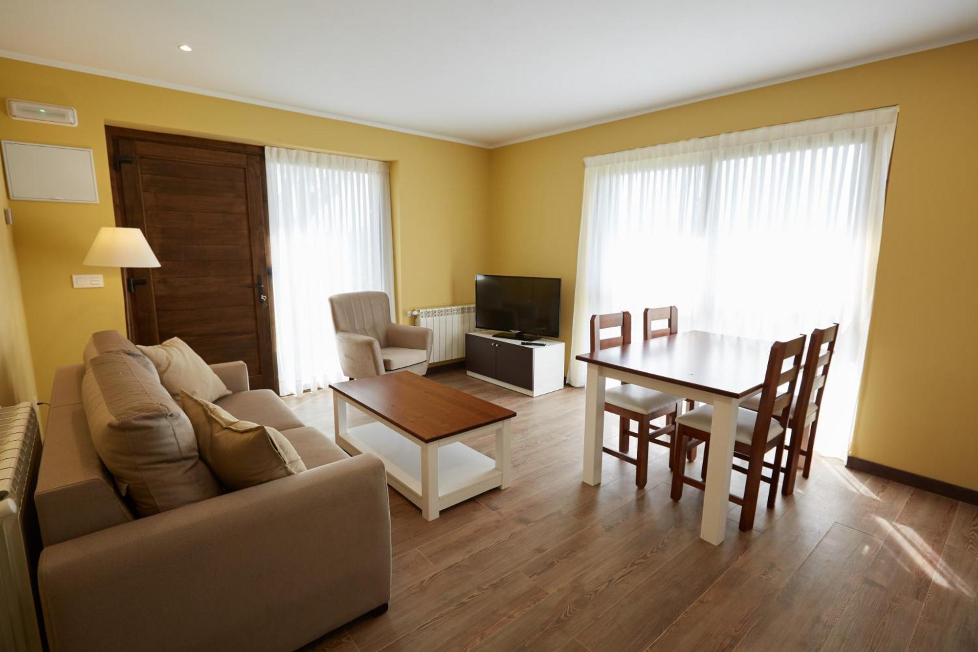 Apartamentos Rurales Casa La Piedra Collía Εξωτερικό φωτογραφία